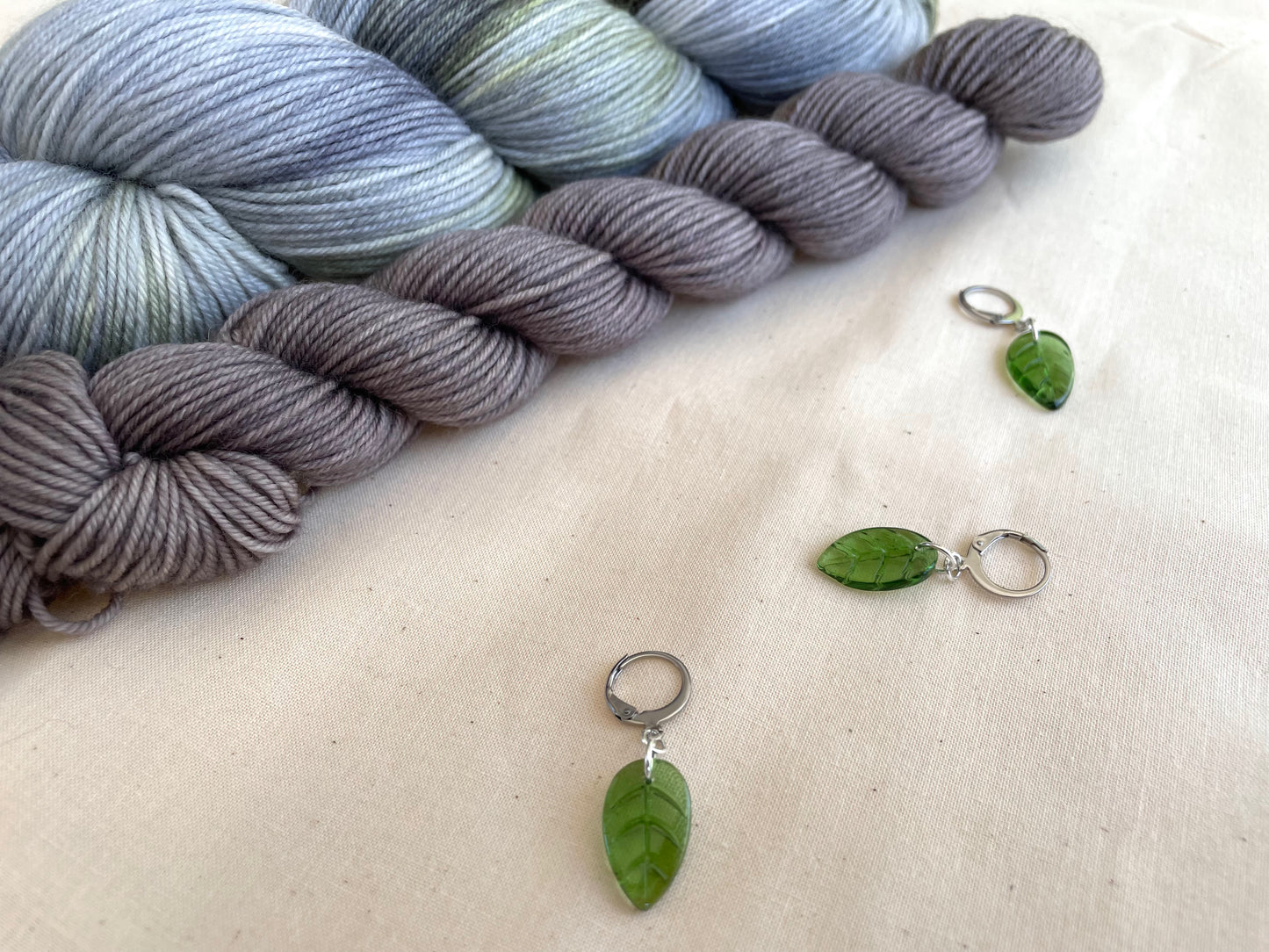 Verdant stitch marker