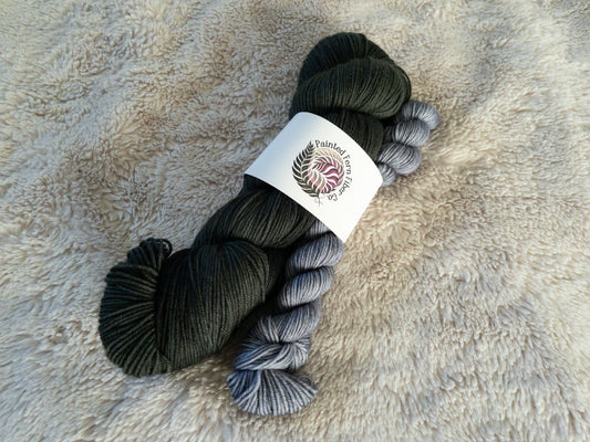 Embrace of the Grave sock set