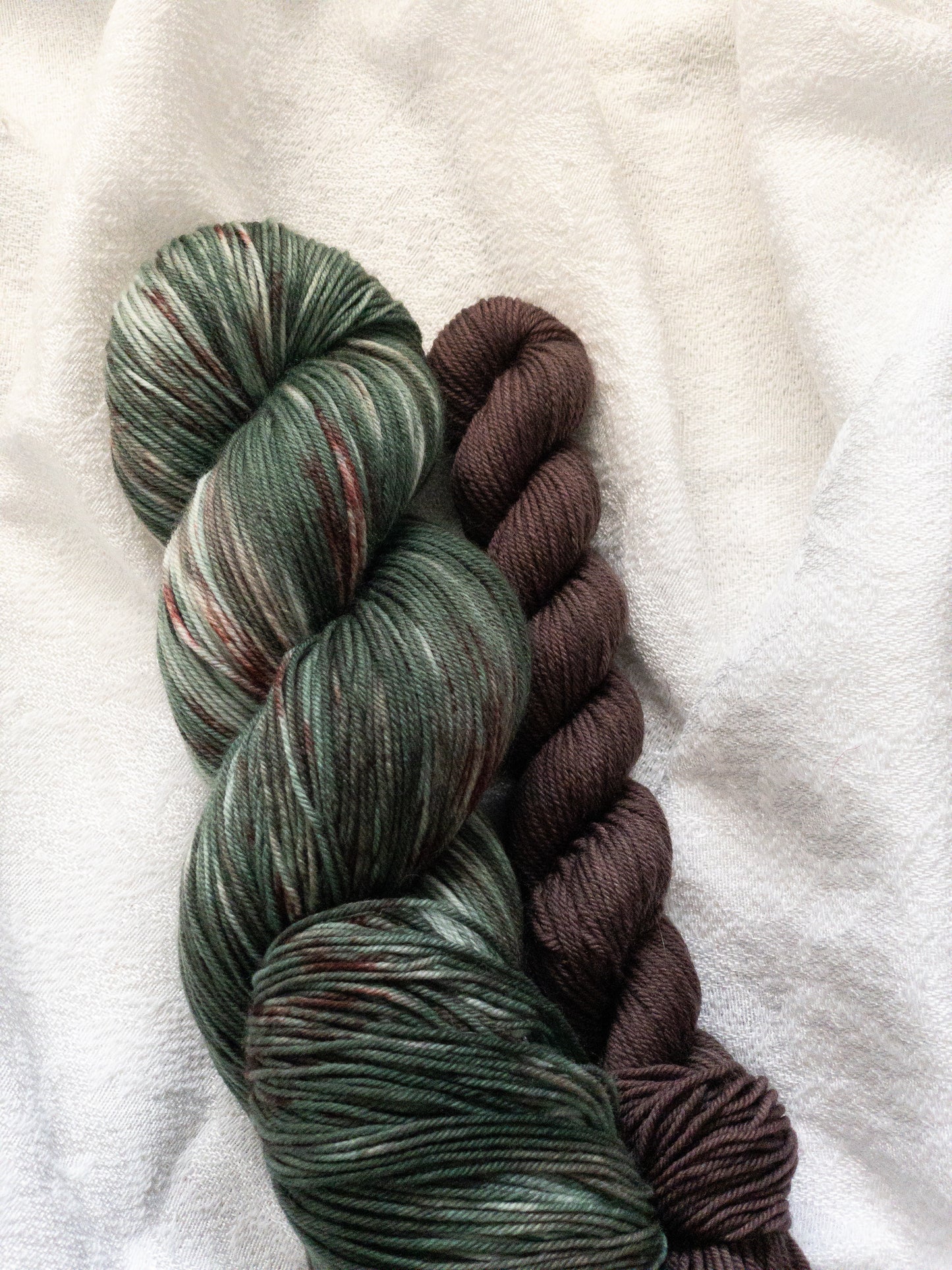 Gnarled Holly PREORDER